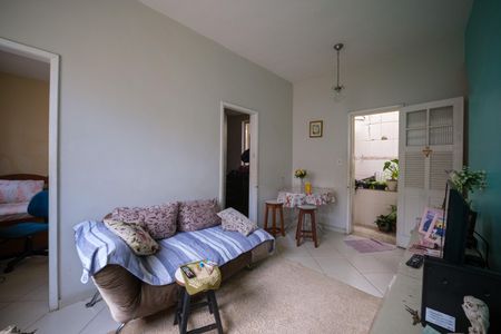 Sala de casa de condomínio à venda com 2 quartos, 50m² em Tijuca, Rio de Janeiro