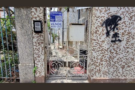 Casa de condomínio à venda com 50m², 2 quartos e sem vagaFachada da Entrada da Vila