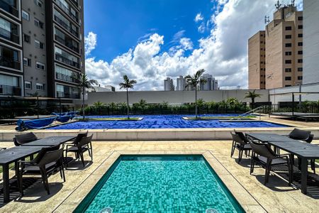 Apartamento à venda com 84m², 3 quartos e 2 vagasPiscina