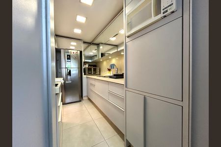 Apartamento para alugar com 87m², 2 quartos e 1 vagaCozinha 