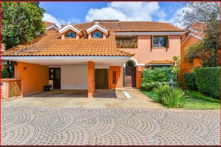 Casa à venda com 424m², 4 quartos e 4 vagas Casa à venda com 424m², 4 quartos e 4 vagasFoto 06