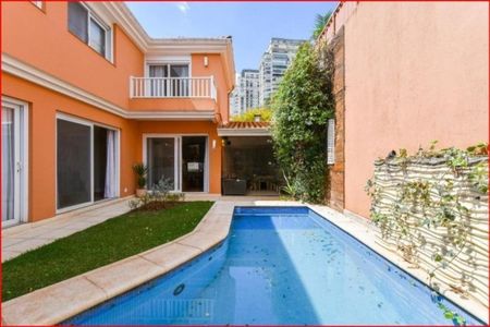 Casa à venda com 424m², 4 quartos e 4 vagas Casa à venda com 424m², 4 quartos e 4 vagasFoto 04