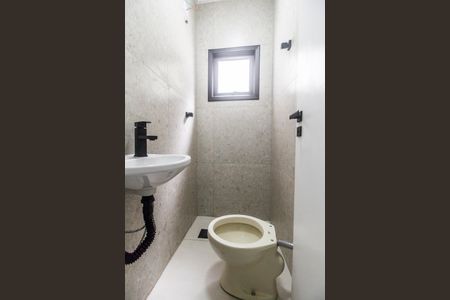 Casa de condomínio à venda com 360m², 5 quartos e 6 vagas Casa de condomínio à venda com 360m², 5 quartos e 6 vagasBanheiro da Suíte 3