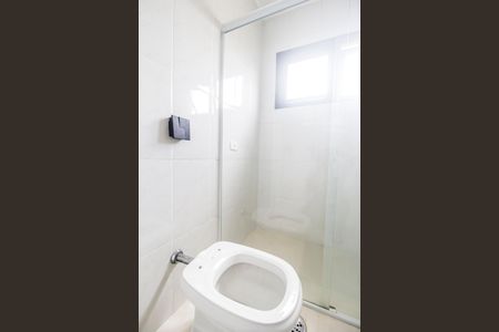 Casa de condomínio à venda com 360m², 5 quartos e 6 vagas Casa de condomínio à venda com 360m², 5 quartos e 6 vagasBanheiro Social