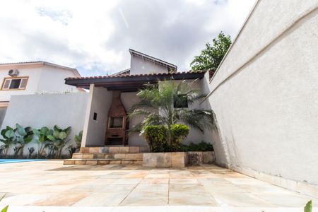 Casa de condomínio à venda com 360m², 5 quartos e 6 vagas Casa de condomínio à venda com 360m², 5 quartos e 6 vagasÁrea comum