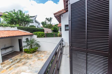 Casa de condomínio à venda com 360m², 5 quartos e 6 vagas Casa de condomínio à venda com 360m², 5 quartos e 6 vagasVaranda Quarto 1