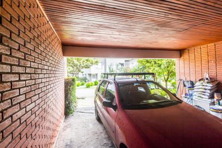 Casa de condomínio à venda com 360m², 5 quartos e 6 vagas Casa de condomínio à venda com 360m², 5 quartos e 6 vagasÁrea comum