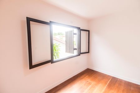 Casa de condomínio à venda com 360m², 5 quartos e 6 vagas Casa de condomínio à venda com 360m², 5 quartos e 6 vagasQuarto 1