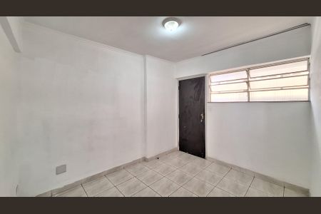 Apartamento para alugar com 75m², 2 quartos e 1 vagaSala