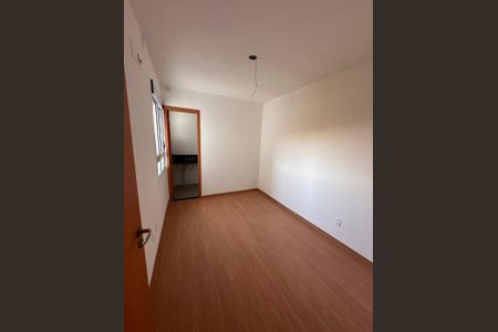 Quarto de apartamento à venda com 2 quartos, 55m² em Jardim Carvalho, Porto Alegre