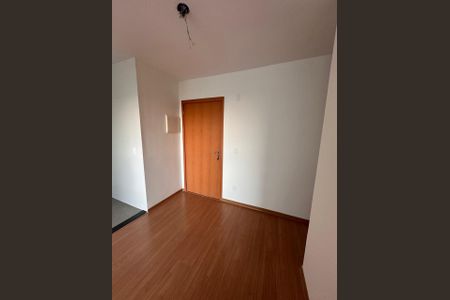 Sala de apartamento à venda com 2 quartos, 55m² em Jardim Carvalho, Porto Alegre