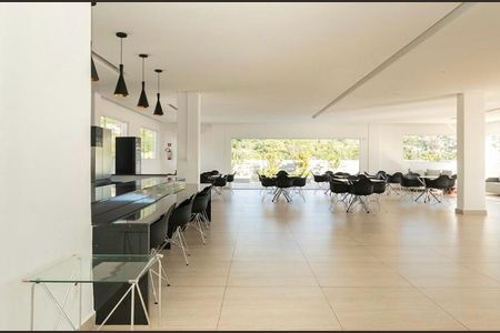 Apartamento à venda com 55m², 2 quartos e 1 vagaÁrea comum