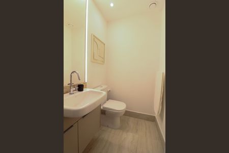 Banheiro de kitnet/studio à venda com 1 quarto, 19m² em Campo Belo, São Paulo