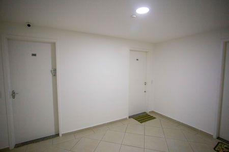 Apartamento para alugar com 44m², 2 quartos e 1 vagaHall de entrada