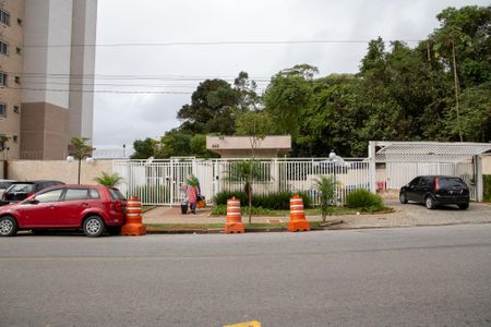 Apartamento para alugar com 44m², 2 quartos e 1 vagaFachada e portaria