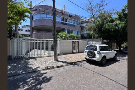 Apartamento à venda com 183m², 3 quartos e 2 vagasFachada