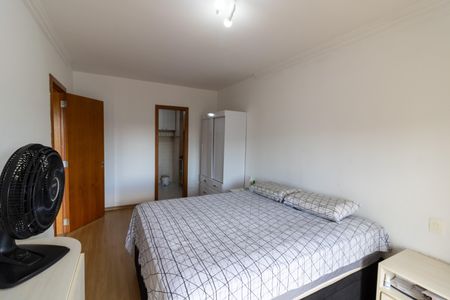 Apartamento à venda com 134m², 3 quartos e 2 vagasSuíte