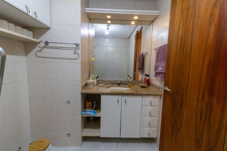 Apartamento à venda com 134m², 3 quartos e 2 vagasBanheiro da Suíte