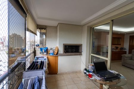 Apartamento à venda com 134m², 3 quartos e 2 vagasVaranda