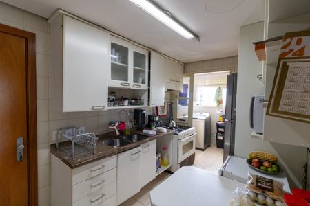 Apartamento à venda com 134m², 3 quartos e 2 vagasCozinha