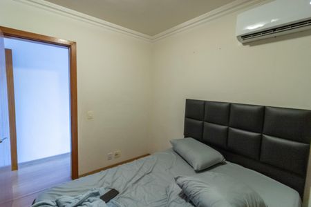 Apartamento à venda com 134m², 3 quartos e 2 vagasQuarto 1