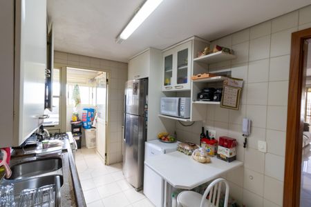 Apartamento à venda com 134m², 3 quartos e 2 vagasCozinha
