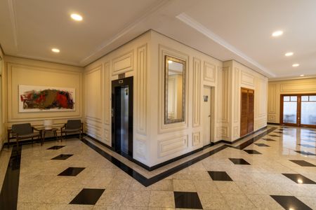 Apartamento à venda com 134m², 3 quartos e 2 vagasHall de entrada