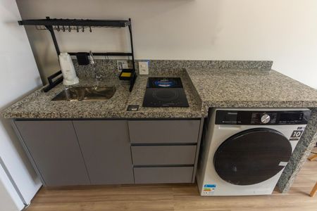 Studio para alugar com 25m², 1 quarto e sem vaga Studio para alugar com 25m², 1 quarto e sem vagaStudio