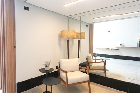 Apartamento para alugar com 147m², 3 quartos e 2 vagas Apartamento para alugar com 147m², 3 quartos e 2 vagasÁrea Comum - Hall