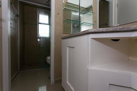 Apartamento para alugar com 147m², 3 quartos e 2 vagas Apartamento para alugar com 147m², 3 quartos e 2 vagasBanheiro