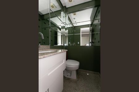 Apartamento para alugar com 147m², 3 quartos e 2 vagas Apartamento para alugar com 147m², 3 quartos e 2 vagasLavabo