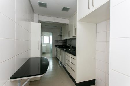 Apartamento para alugar com 147m², 3 quartos e 2 vagas Apartamento para alugar com 147m², 3 quartos e 2 vagasCozinha