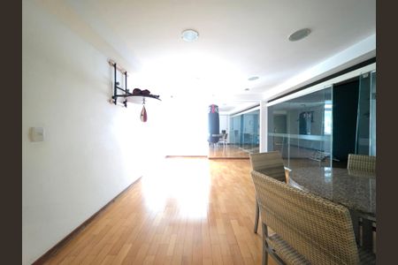 Apartamento à venda com 213m², 4 quartos e 4 vagasSalão de jogos 