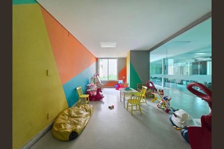 Apartamento à venda com 213m², 4 quartos e 4 vagasBrinquedoteca 