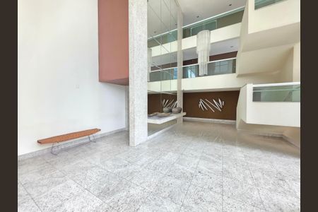 Apartamento à venda com 213m², 4 quartos e 4 vagasHall de entrada 