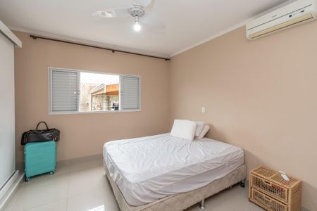 Casa para alugar com 180m², 2 quartos e 2 vagasQuarto