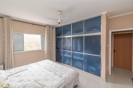 Casa para alugar com 180m², 2 quartos e 2 vagasSuite 