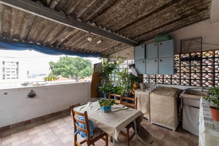 Casa à venda com 163m², 3 quartos e 1 vaga Casa à venda com 163m², 3 quartos e 1 vagaÁrea de Serviço