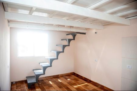 Casa para alugar com 1 quarto, 42m² em Vila Augusta, Itaquaquecetuba