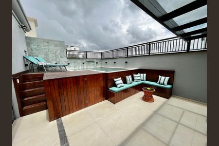 Apartamento à venda com 246m², 3 quartos e 5 vagasVaranda gourmet Pisicna