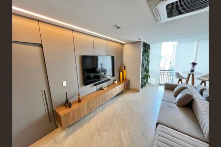Apartamento à venda com 246m², 3 quartos e 5 vagasSala
