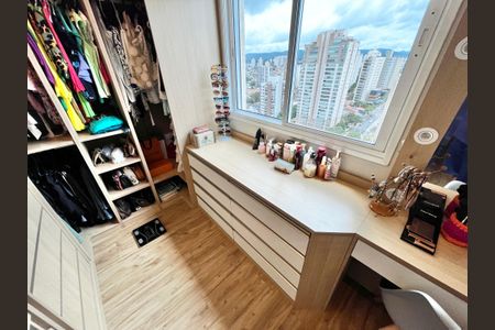 Apartamento à venda com 246m², 3 quartos e 5 vagasCloset da suíte 1