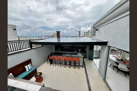 Apartamento à venda com 246m², 3 quartos e 5 vagasVaranda gourmet Pisicna