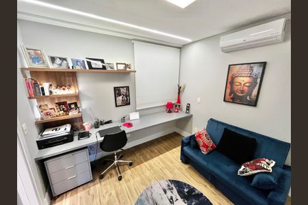 Apartamento à venda com 246m², 3 quartos e 5 vagasQuarto Suíte 2