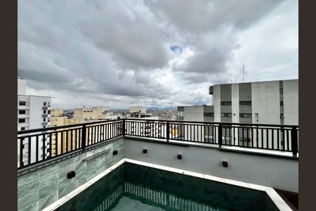 Apartamento à venda com 246m², 3 quartos e 5 vagasVaranda gourmet Pisicna