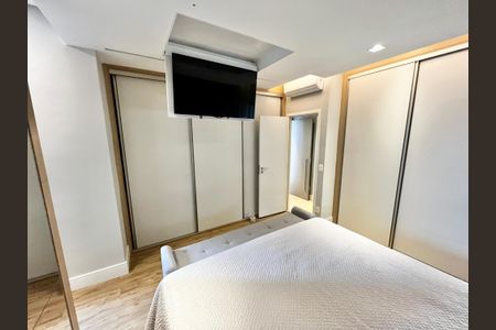 Apartamento à venda com 246m², 3 quartos e 5 vagasQuarto Suíte 1