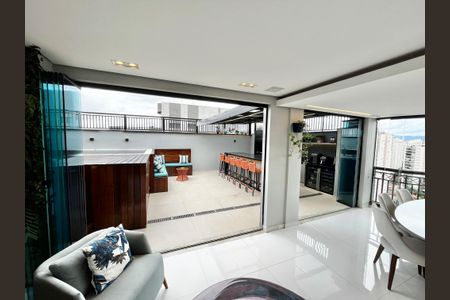 Apartamento à venda com 246m², 3 quartos e 5 vagasSala 2
