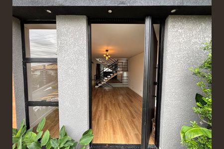 Casa de condomínio para alugar com 400m², 4 quartos e 8 vagas