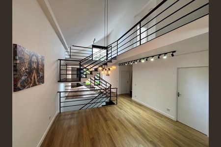 Casa de condomínio para alugar com 400m², 4 quartos e 8 vagas