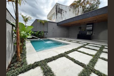 Casa de condomínio para alugar com 400m², 4 quartos e 8 vagas